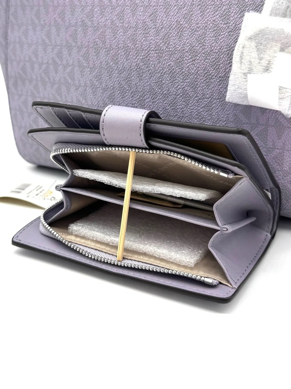 Michael Kors Large Signature Logo Shoulder Bag w Matching Bifold Wallet Lilac